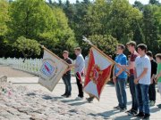 historycznym szlakiem forsowania odry przez zolnierzy 1 armii wojska polskiego 10
